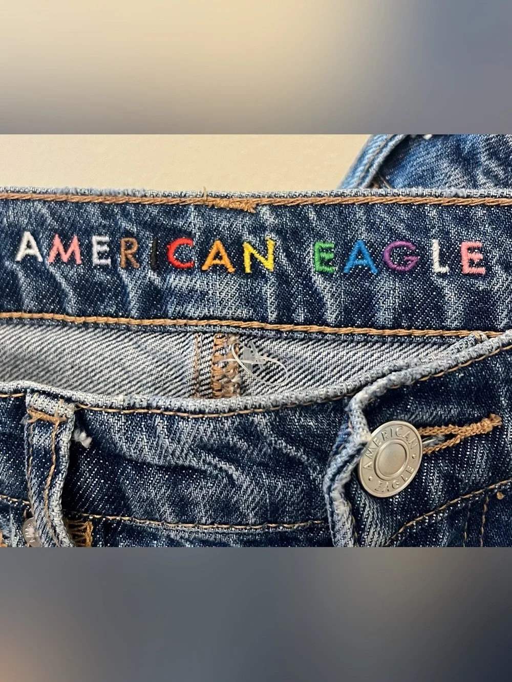 American Eagle Highest Rise Baggy Short Pride Edition Women's Size 4 Rainbow